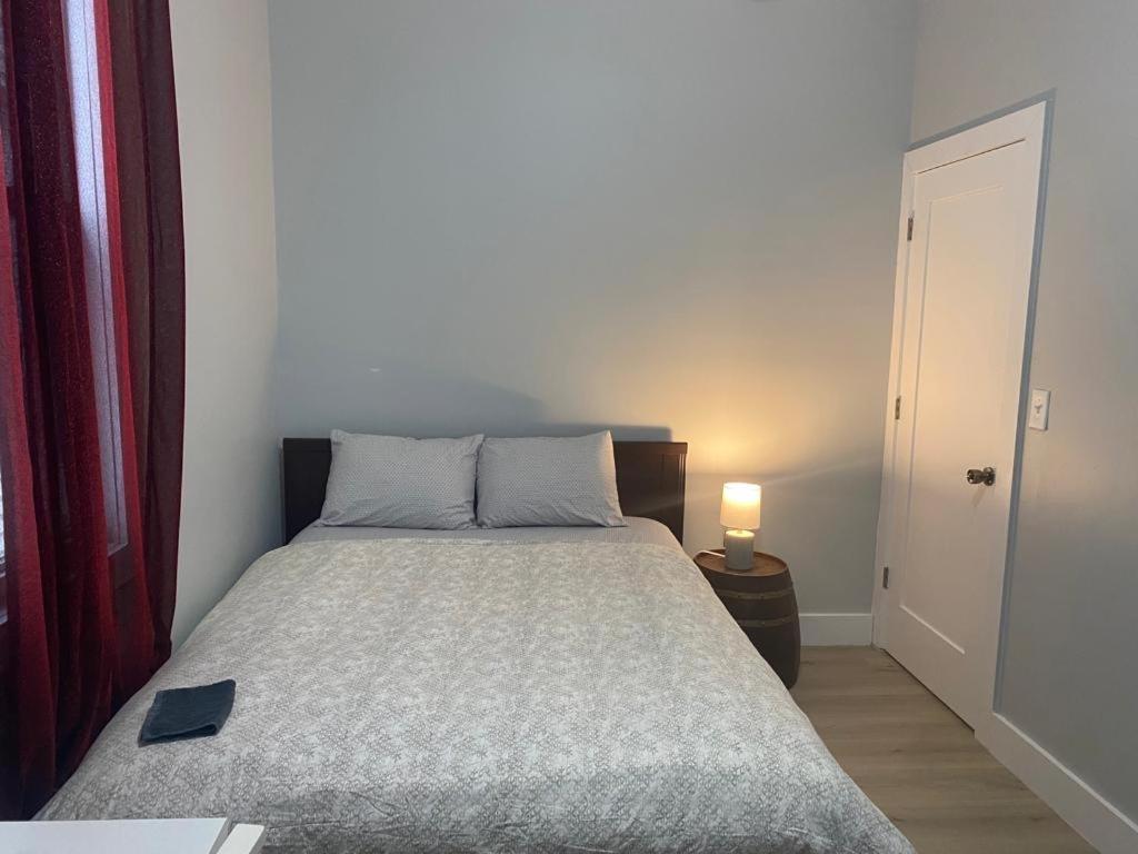 King Suite 8Mins To Newark Airport Exteriör bild
